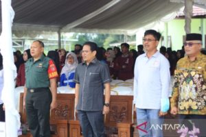 Anggota DPRD Kalsel berharap lulusan SMKN 1 Muara Uya mengambil kesempatan IKN