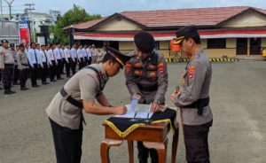 Mutasi di Polres Tabalong, 11 Anggota Polri Naik Jabatan – koranbanjar.NET