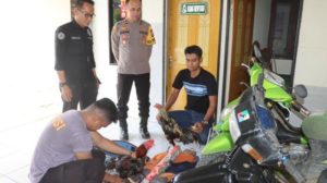 Judi di Kalsel – Bubarkan Sabung Ayam di Balangan, Polres Batumandi Amankan Barang Bukti – Banjarmasin Post