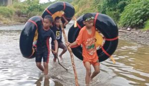 Ketika Anak Pantai Bertemu River Tubing – Radar Banjarmasin