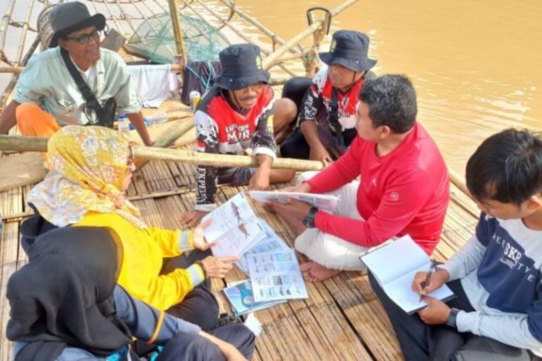 Unja Sampaikan Fakta Degradasi Sungai Batanghari ke Gubernur Jambi – Metrojambi.com