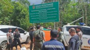 Larangan Penambangan Liar, Tim Gabungan Pasang Papan Peringatan di Dua Desa Kecamatan HSS – Banjarmasin Post