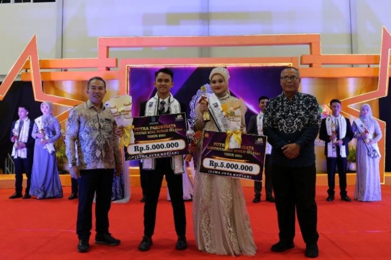 Kaustar dan Maulidiya menjadi Duta Wisata HSS – ANTARA Kalsel