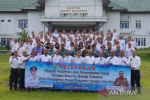 Pemkab Balangan memberangkatkan 75 pemuda untuk mengikuti Diksar Security – ANTARA Kalsel