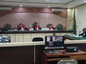 Terdakwa Sakit, Sidang Abdul Latif Ditunda