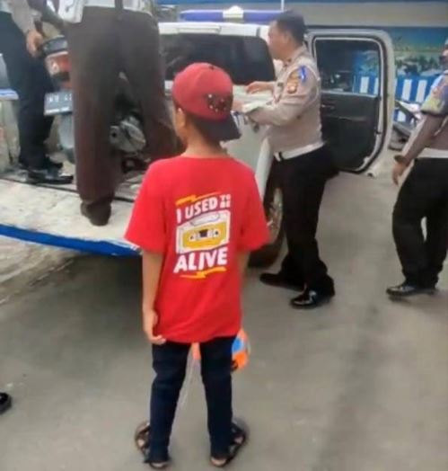 Diatas tangan!  Bocah 12 Tahun Hilang 122 Km di Kalimantan Barat: Okezone Nasional