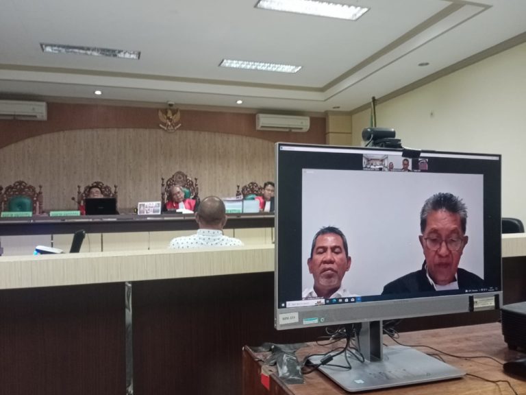 Sidang Mantan Bupati HST Abdul Latif, Pelapisan Fee Proyek