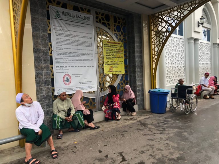 Kubah Guru Sekumpul Masih Belum Dibuka, Jemaah Tiba Jelang Ramadhan