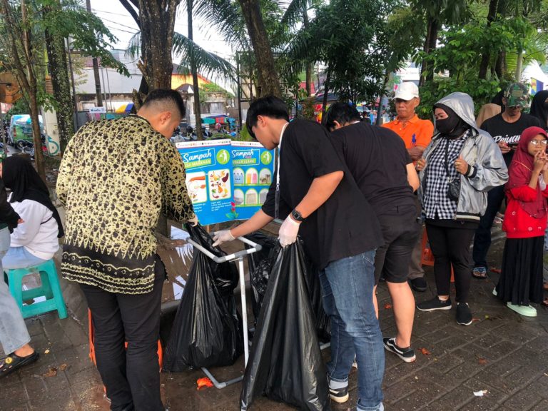 ‘Detektif Sampah’ Hadir di Acara BSF Ke-7 Ajak Pengunjung Mengelola Sampah