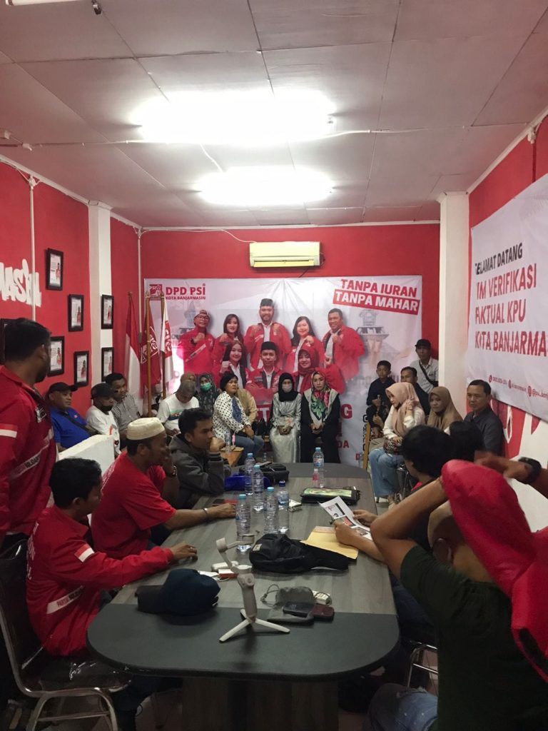 Warga Banjarmasin meminta PSI mengawal kebijakan Jokowi