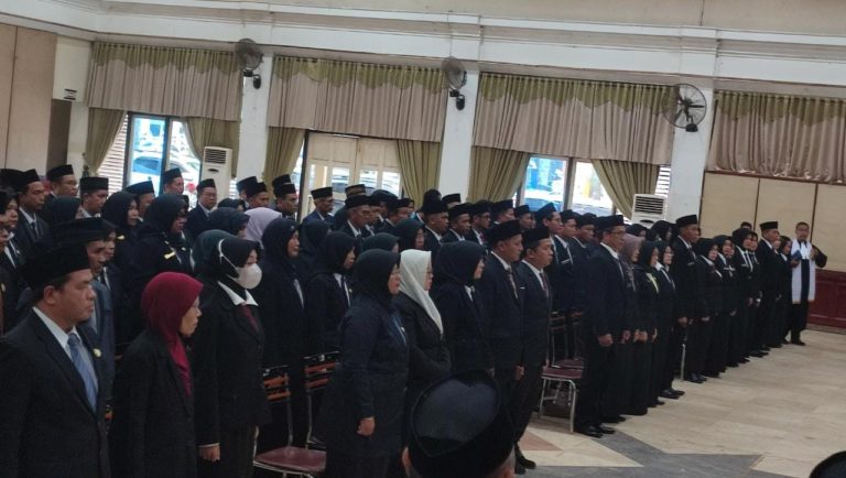 Seluruh PNS, Guru dan Perangkat Desa di Tabalong Diimbau Hadiri Istighosah dan Sholat Bersama Jokowi – koranbanjar.NET